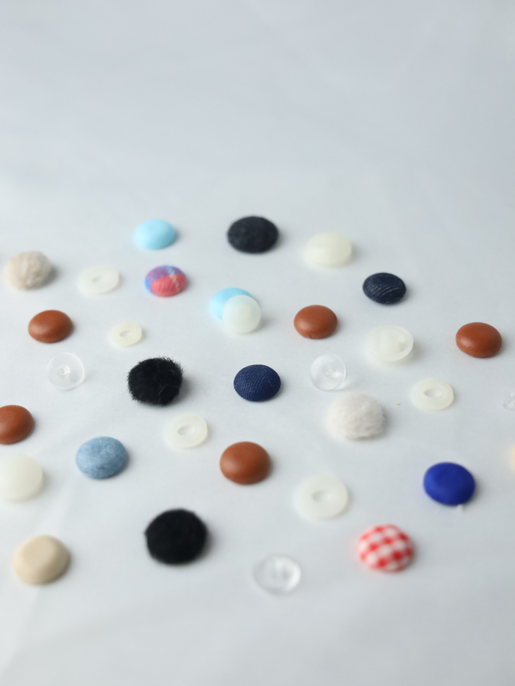 CapsAccessories4